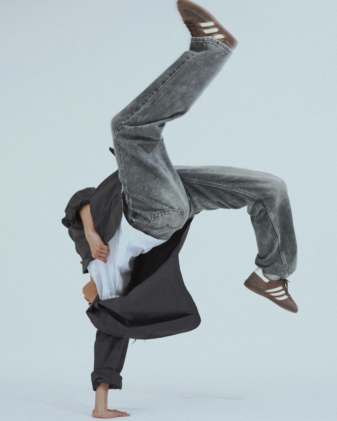 Levi’s × URBAN RESEARCH 3ブランドから「EXTRA BAGGY UTILITY」など4型を2026年 8月 順次発売 (リーバイス アーバンリサーチ DOORS iD)