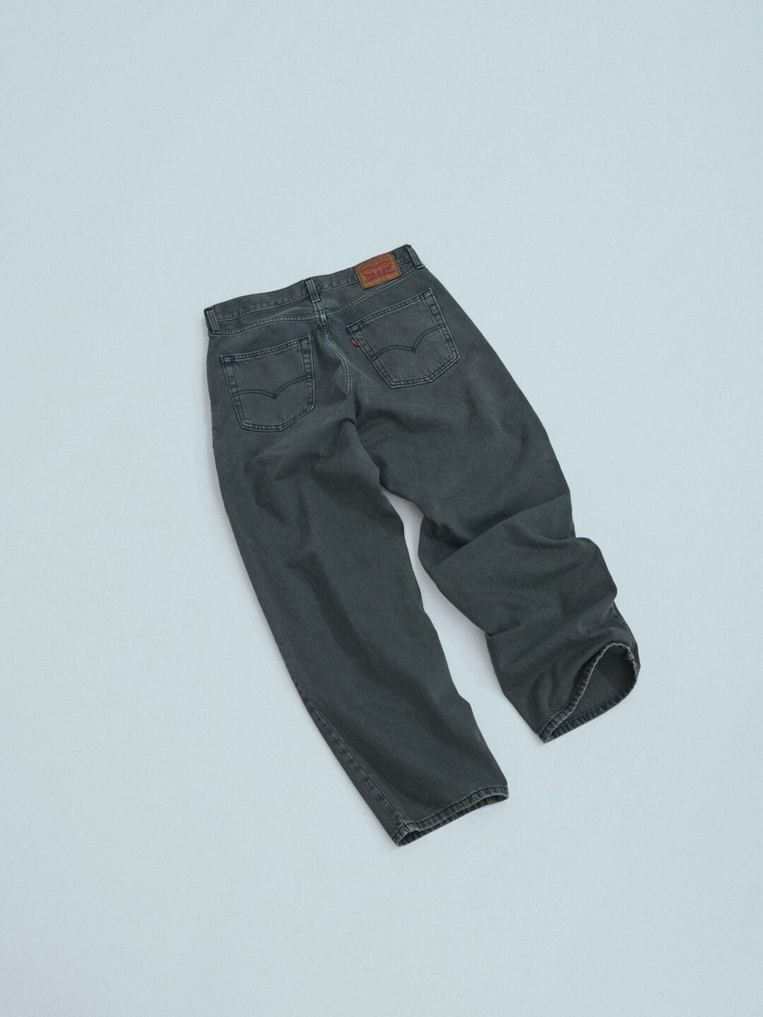 Levi’s × URBAN RESEARCH 3ブランドから「EXTRA BAGGY UTILITY」など4型を2026年 8月 順次発売 (リーバイス アーバンリサーチ DOORS iD)