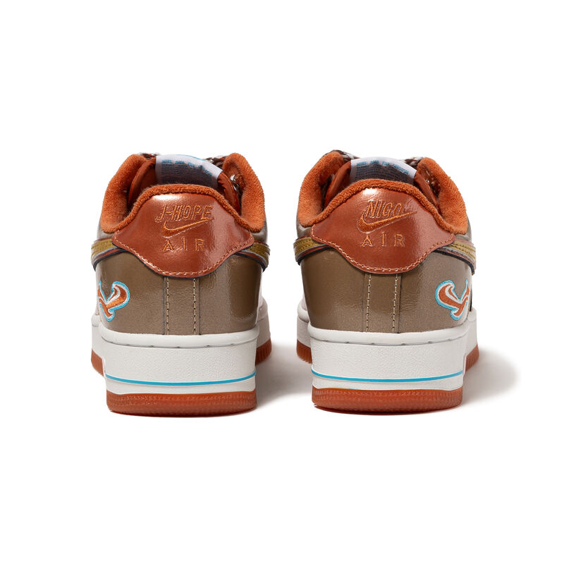 【2026年 10/17 & 10/22 発売】NIGO x BTS/J-Hope x NIKE AIR FORCE 1 01 LOW “Burnt Sunrise” (ニゴー ジェイホープ ナイキ エア フォース 1 ロー “バーントサンライズ”) [IO8766-800]