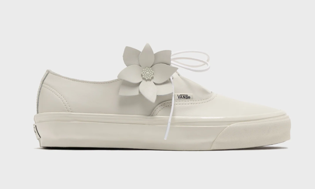 VANS PREMIUM AUTHENTIC EASE SHO “Marshmallow” (バンズ プレミアム オーセンティック) [VN000ECPCD3]