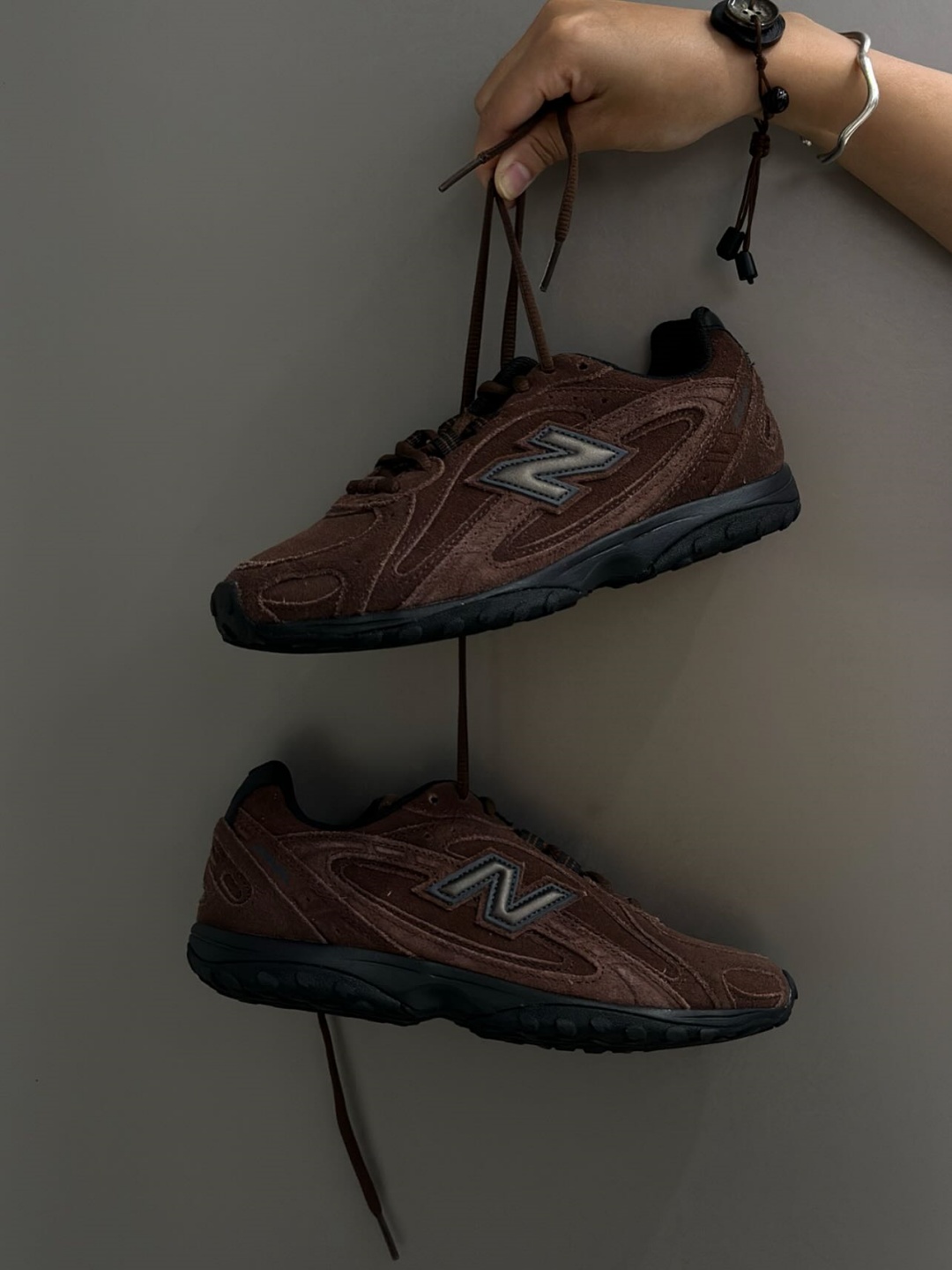 【2026年 8/1 発売予定】New Balance U204L FSG “Pumpernickel/Black” (ニューバランス) [U204LFSG]