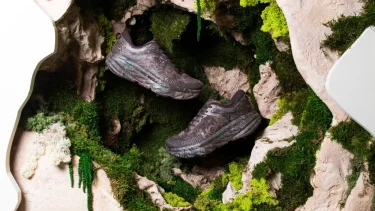 BEAMS × HOKA Bondi 7 コラボアイテムが2026年 8/7 & 8/8 & 8/14 発売 (ビームス ホカ ボンダイ)
