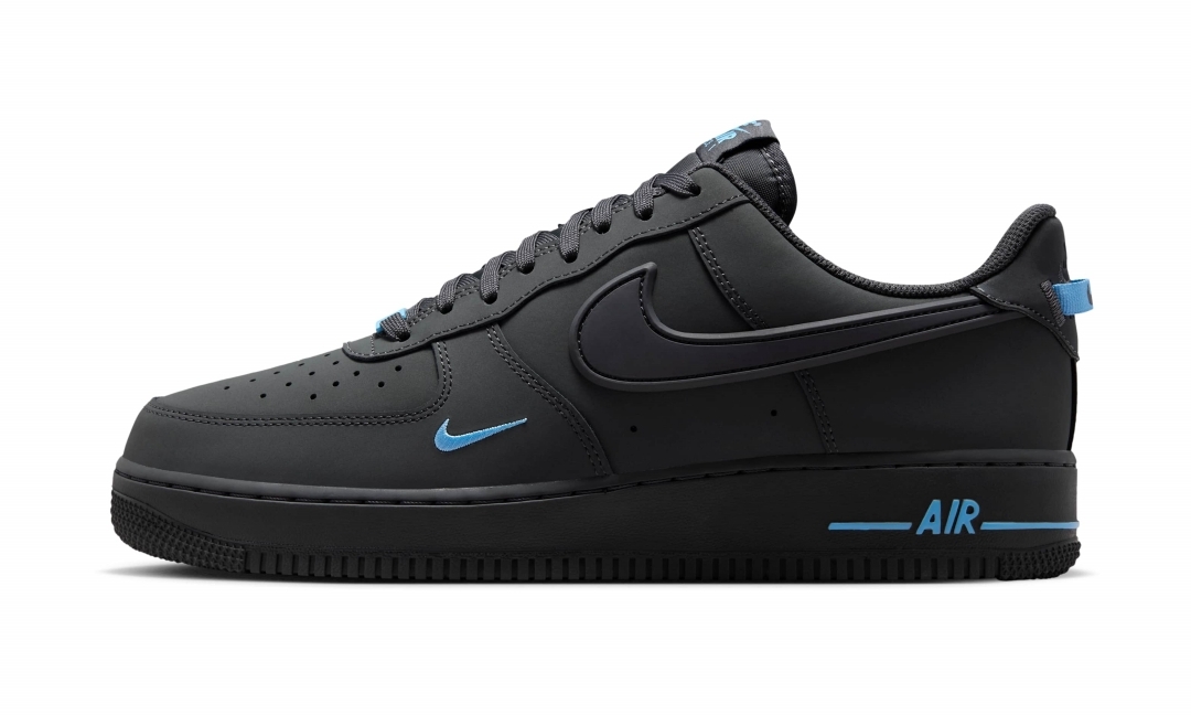 【2026年 発売】NIKE AIR FORCE 1 07 LOW “Anthracite/Football Blue” (ナイキ エア フォース 1 ロー “アンスラサイト/フットボールブルー”) [IV4682-060]