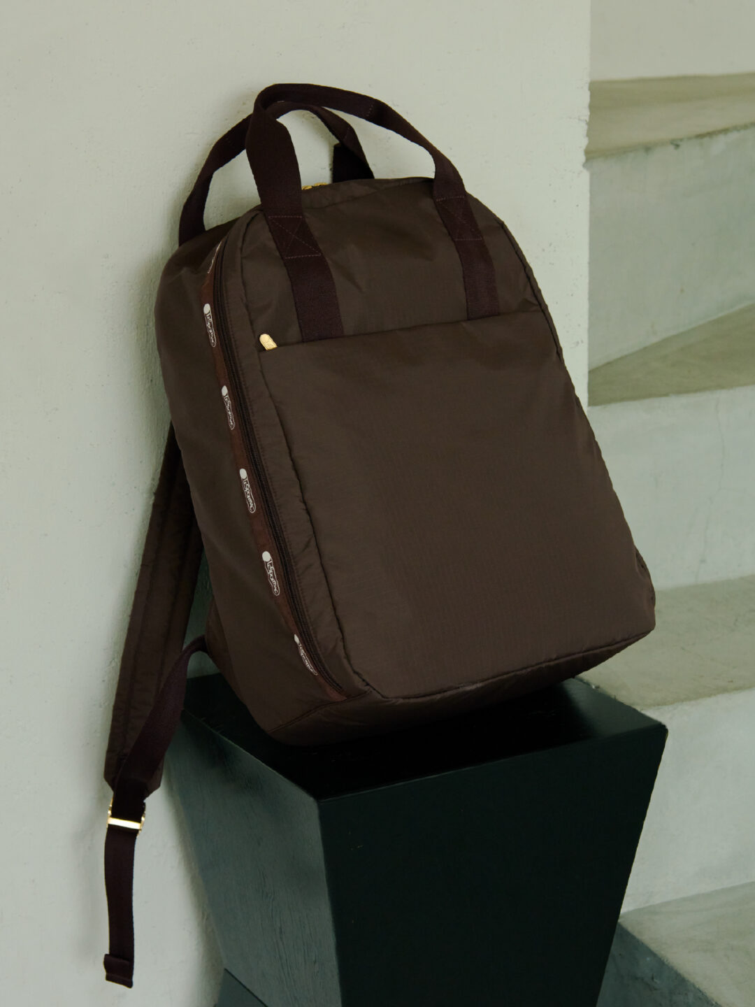 LeSportsac 新カプセルコレクション「Urban Essence」第2弾となる“On Journey”が2026年 7/15 発売 (レスポートサック アーバンエッセンス)