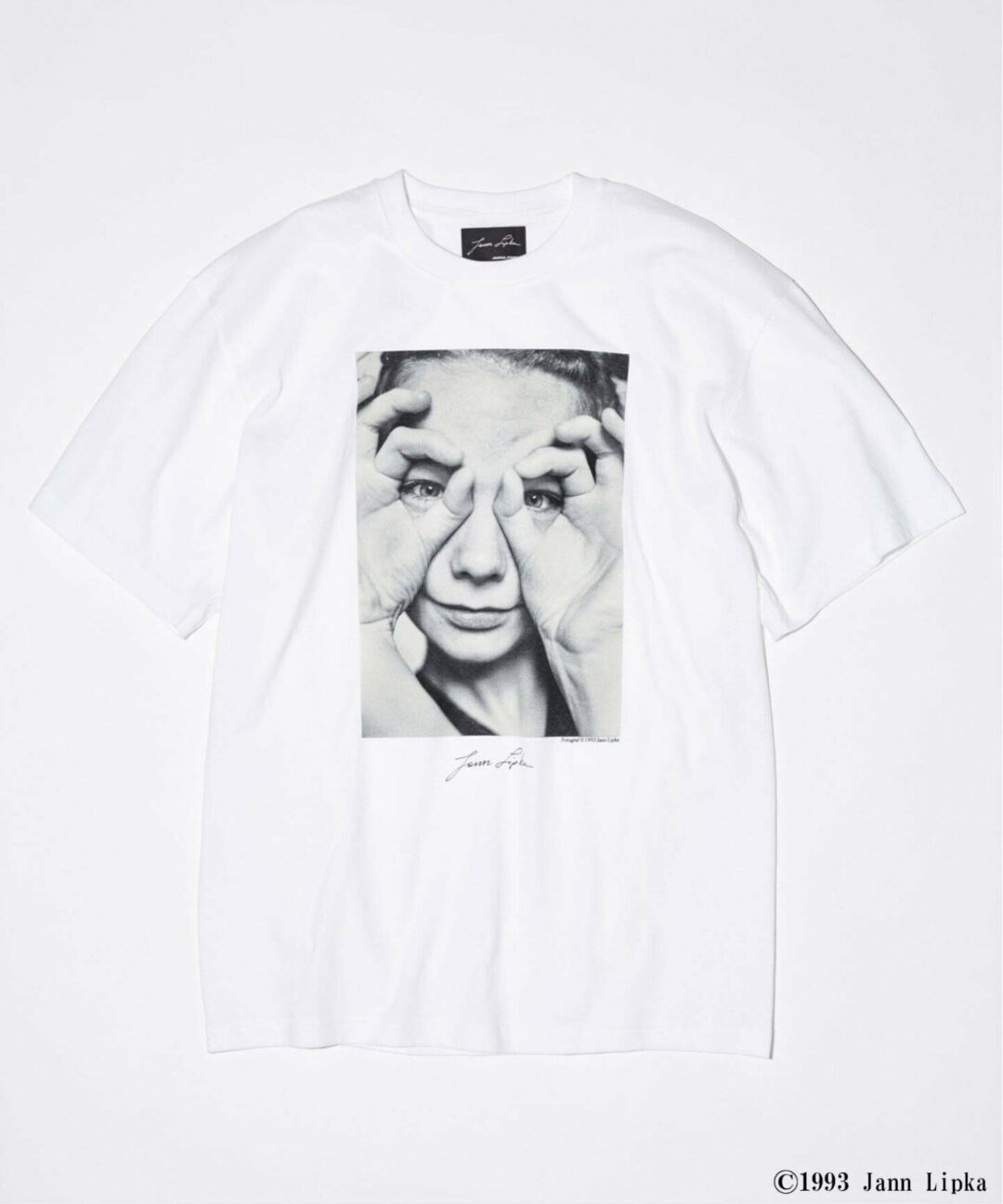 Jann Lipka Bjork Portrait 1993 × JOURNAL STANDARD プリントTEEが2026年 8月上旬 発売 (ジャーナルスタンダード ビョーク)