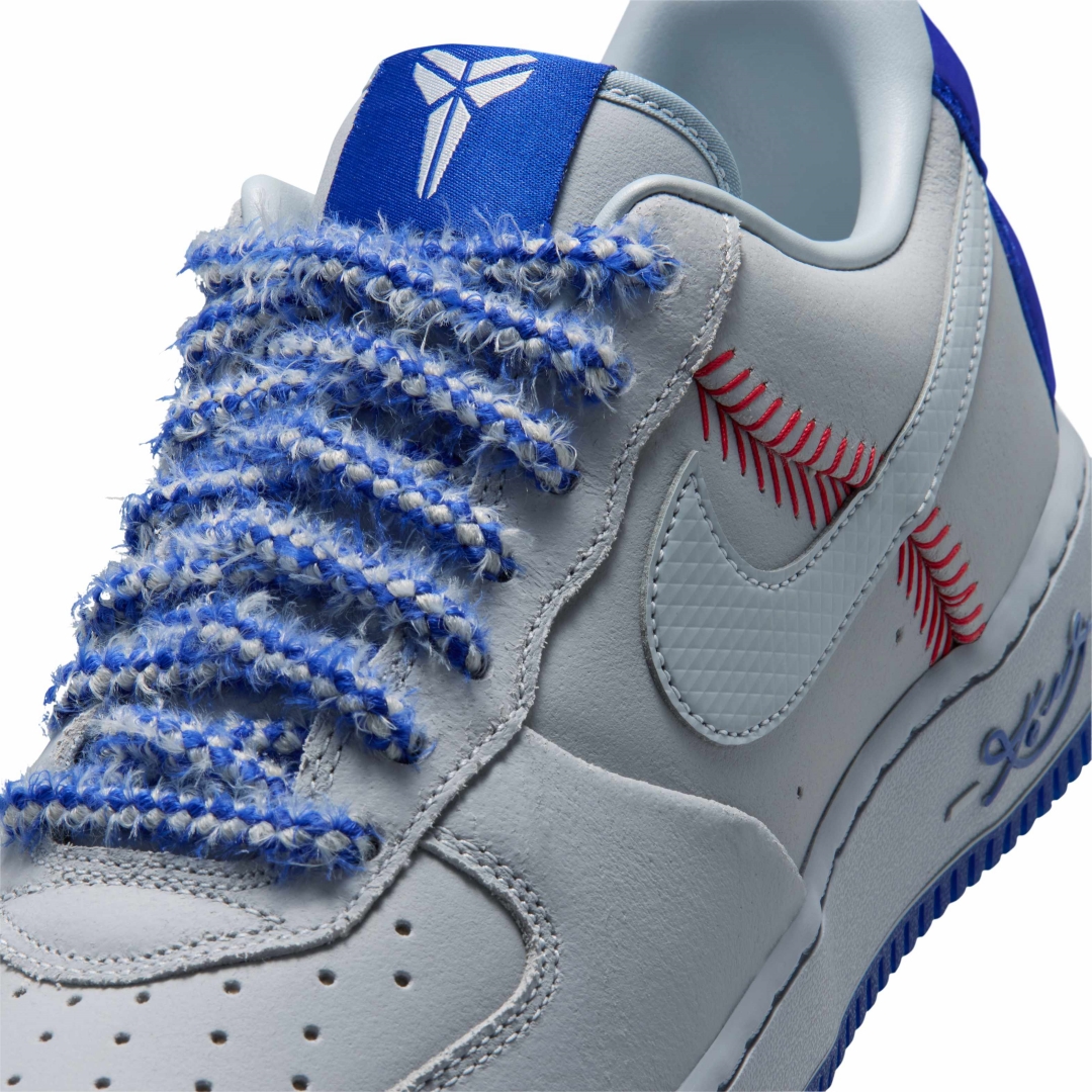 【2026年 8/15 発売予定】Kobe Bryant × NIKE AIR FORCE 1 LOW PROTRO QS “Dodgers” (コービー・ブライアント ナイキ エア フォース 1 ロー プロトロ “ドジャース”) [IQ3920-001]
