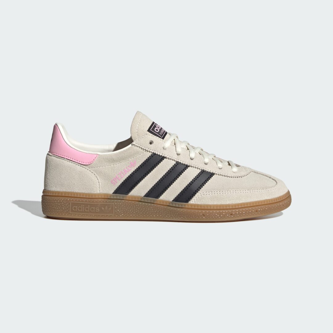 【2026年 7/21 発売】Juventus × adidas Originals HANDBALL SPEZIAL “Off White/Core Black/True Pink” (ユベントス アディダス オリジナルス ハンドボール スペツィアル) [KK3023]