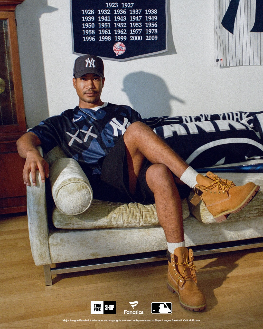 KAWS x MLB コラボコレクションが2026年 7/16 & 7/20 発売 (カウズ エムエルビー)