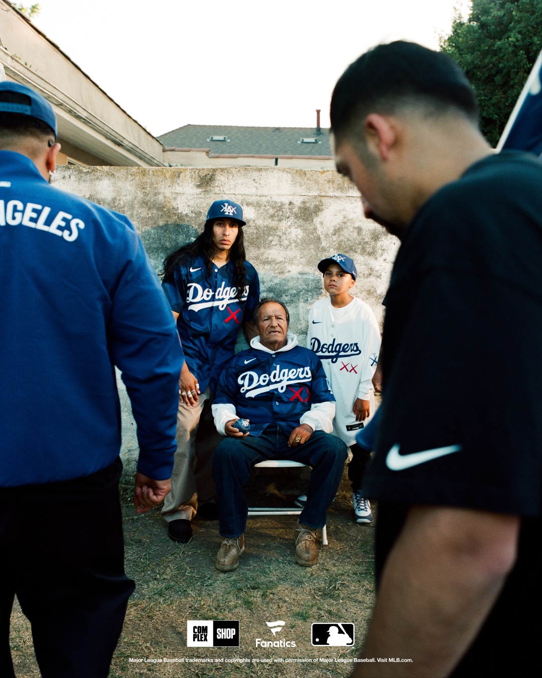 KAWS x MLB コラボコレクションが2026年 7/16 & 7/20 発売 (カウズ エムエルビー)