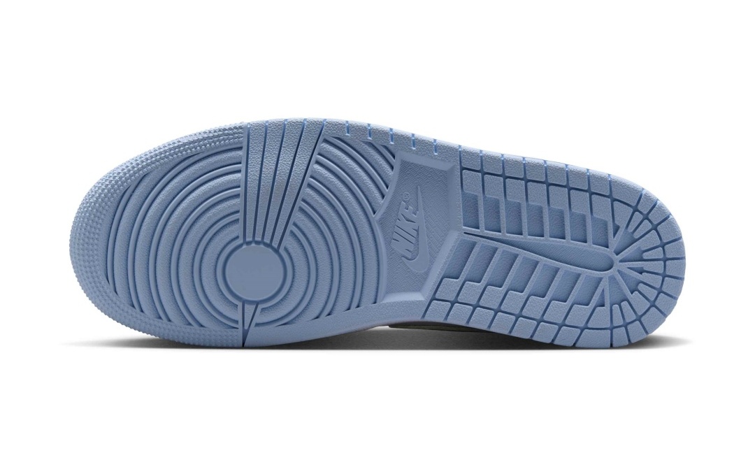 【2026年 秋 発売予定】NIKE AIR JORDAN 1 LOW “Mismatched Patent” (ナイキ エア ジョーダン ロー “ミスマッチパテント”) [IX3521-010]