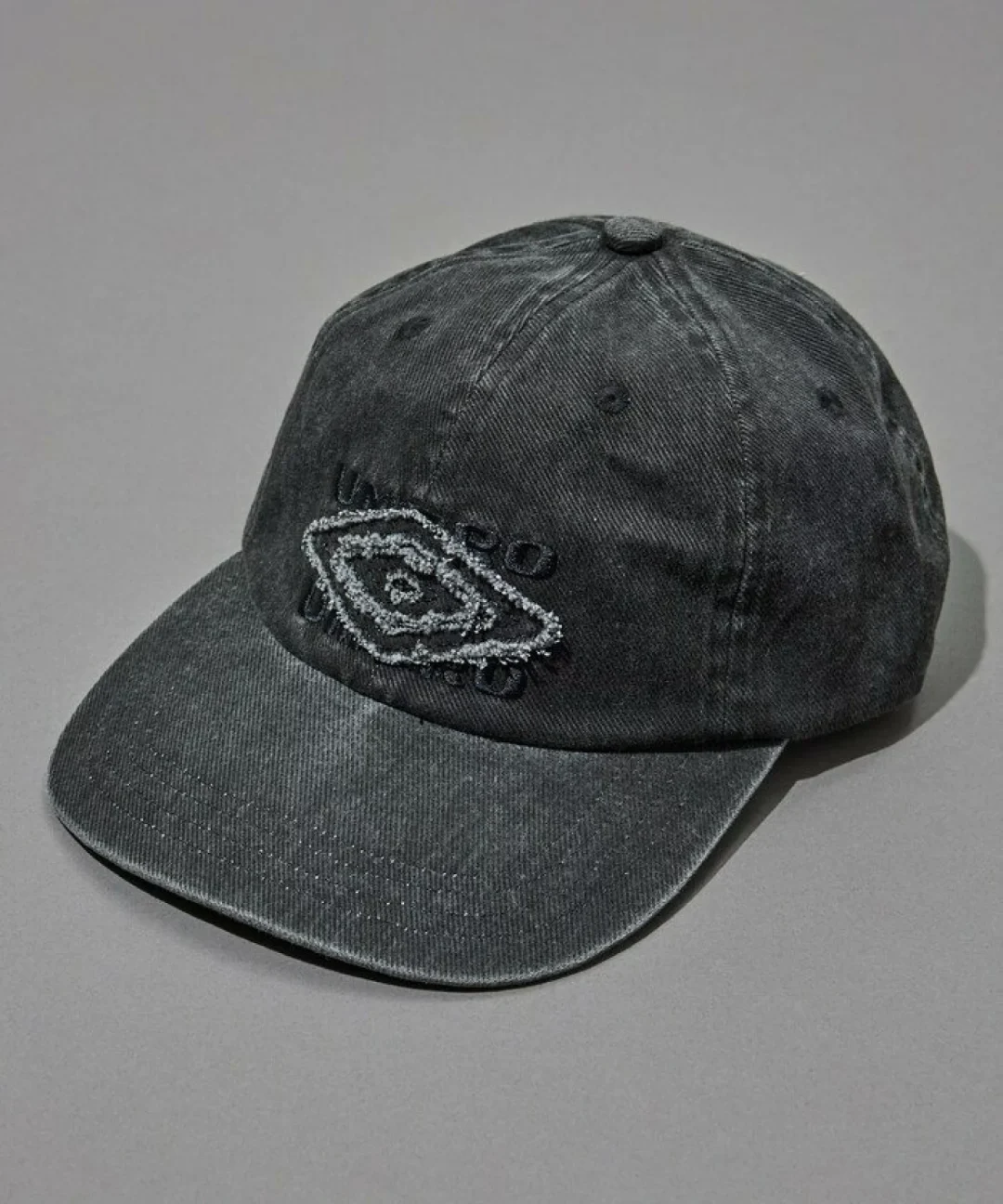 FREAK’S STORE × UMBRO 2026 FW 別注 “Distressed Logo Cap”が発売 (フリークスストア アンブロ)