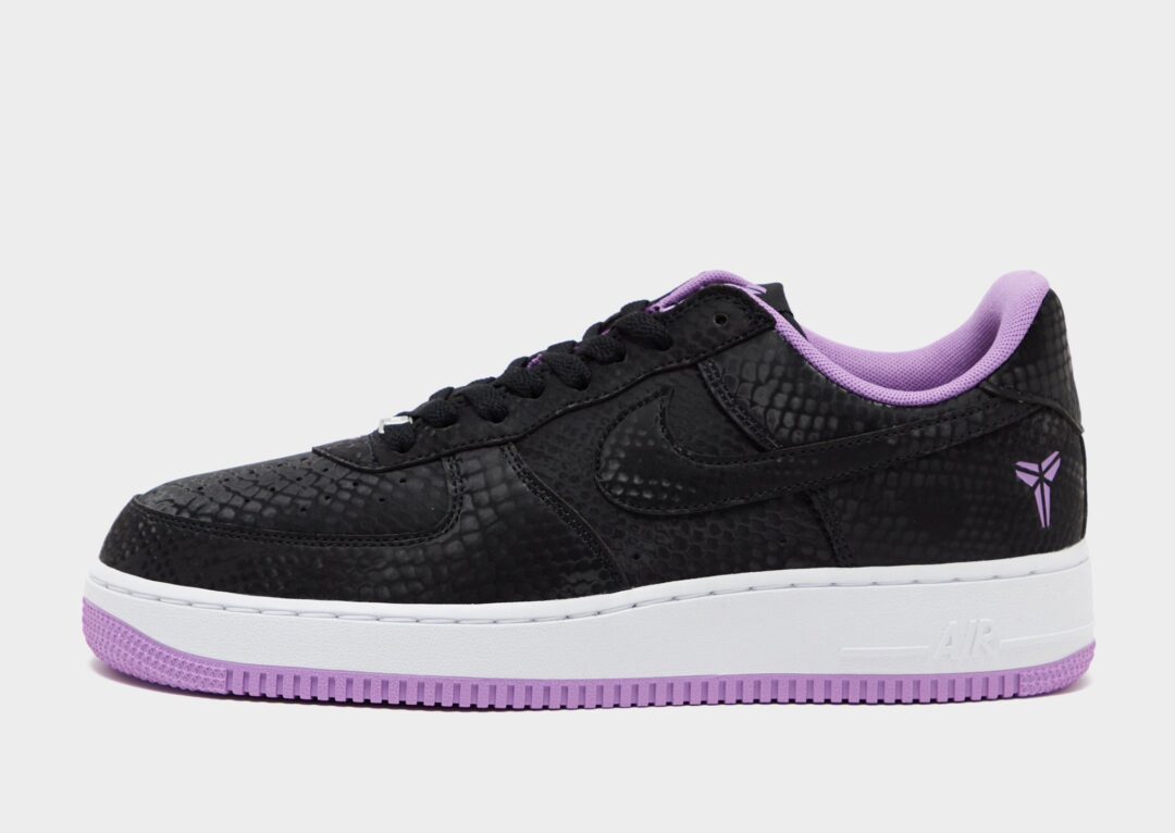 【2026年 10月 発売予定】Kobe Bryant × NIKE AIR FORCE 1 LOW “Black/Purple Stardust” (コービー・ブライアント ナイキ エア フォース 1 ロー “ブラック/パープルスターダスト”) [IB0018-007]