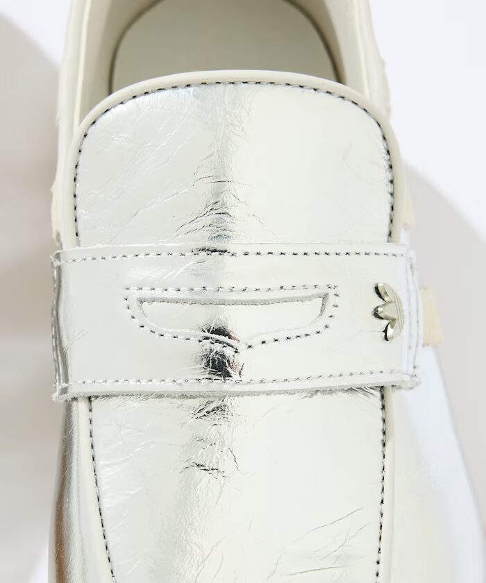 【2026年 8/7 発売】adidas Originals for FREAK’S STORE HANDBALL SPEZIAL LOAFER “Metallic Silver” (アディダス オリジナルス フリークスストア ハンドボール スペツィアル ローファー “シルバー”)