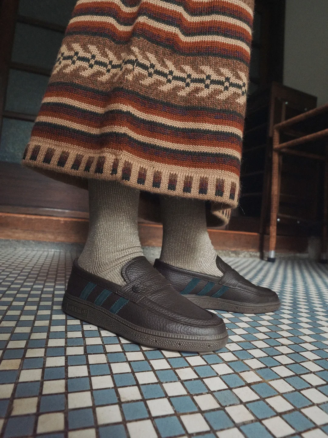 【BILLY’S EXCLUSIVE・2026年 9/4 発売】adidas Originals HANDBALL SPEZIAL LOAFER “Black/Brown” (アディダス オリジナルス ハンドボール スペツィアル ローファー “ブラック/ブラウン”) [KZ6695/KZ6713]