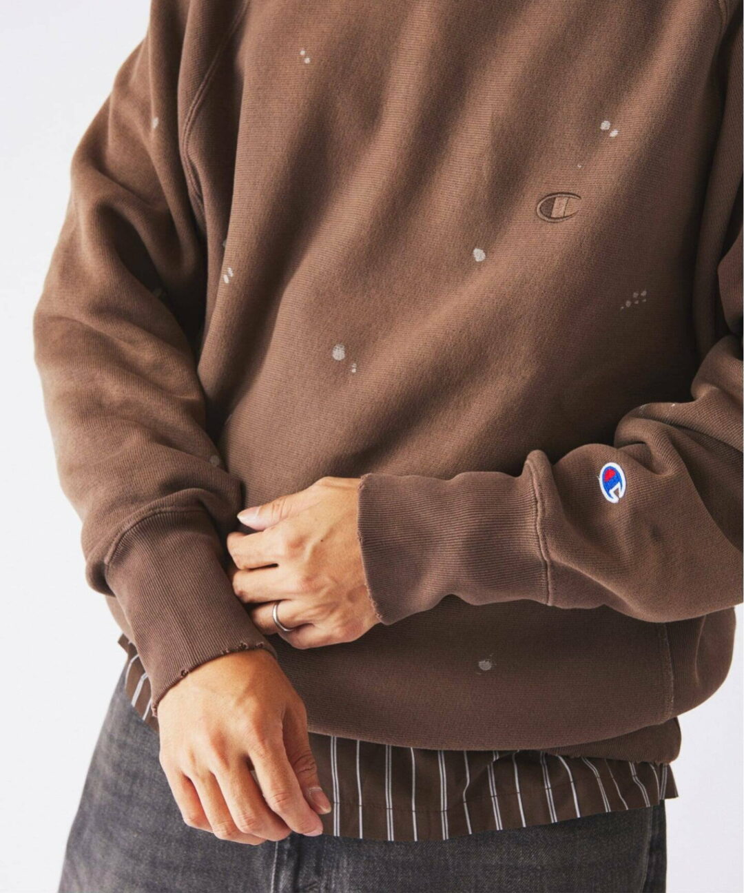Champion × JOURNAL STANDARD relume 2026 FW 別注 “リバースウィーブ オーバーダイ スウェット”が10月中旬 発売 (チャンピオン ジャーナルスタンダード)