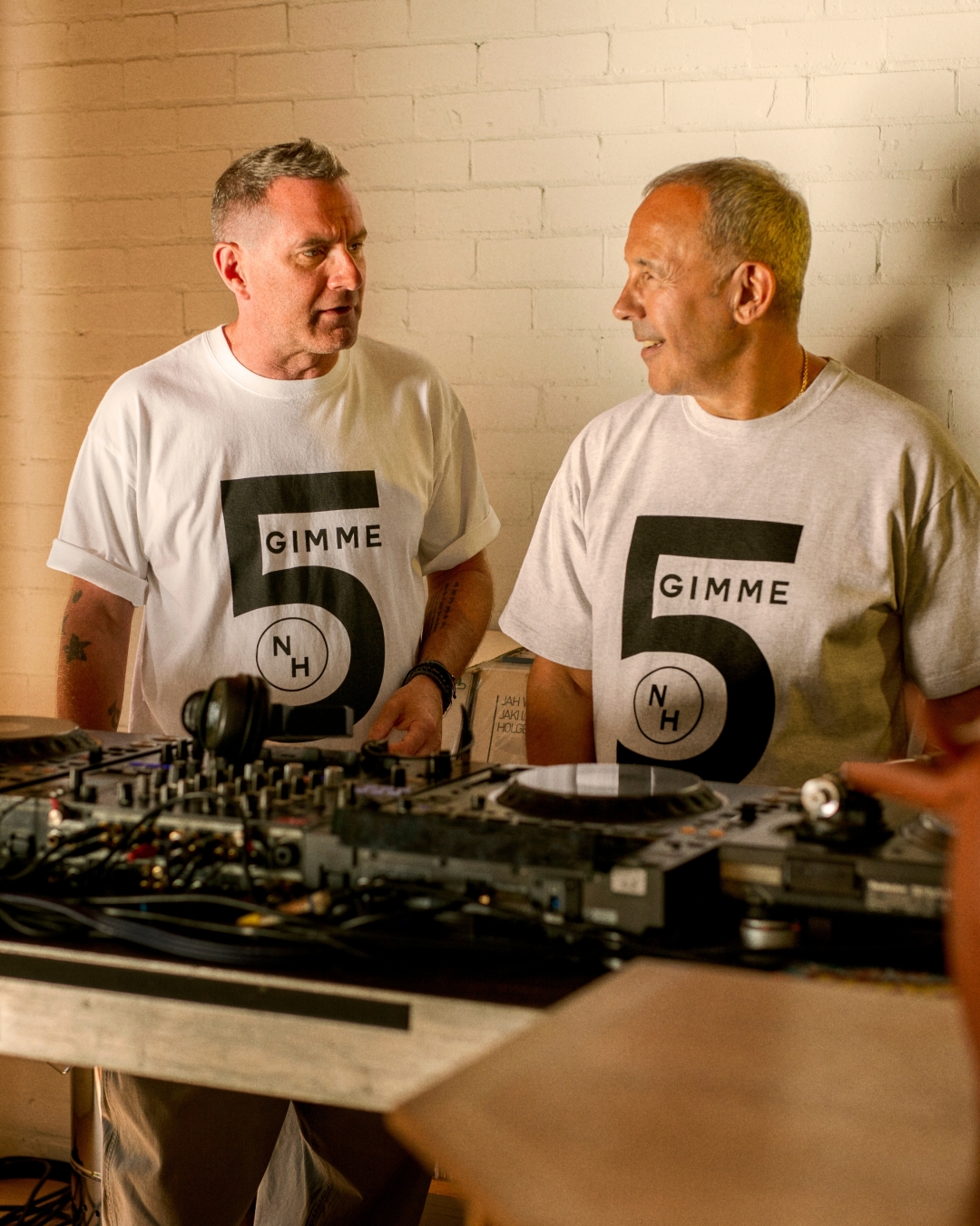 NEIGHBORHOOD × GIMME FIVE 2026 FW が2026年 9/5 発売 (ネイバーフッド ギミファイブ)