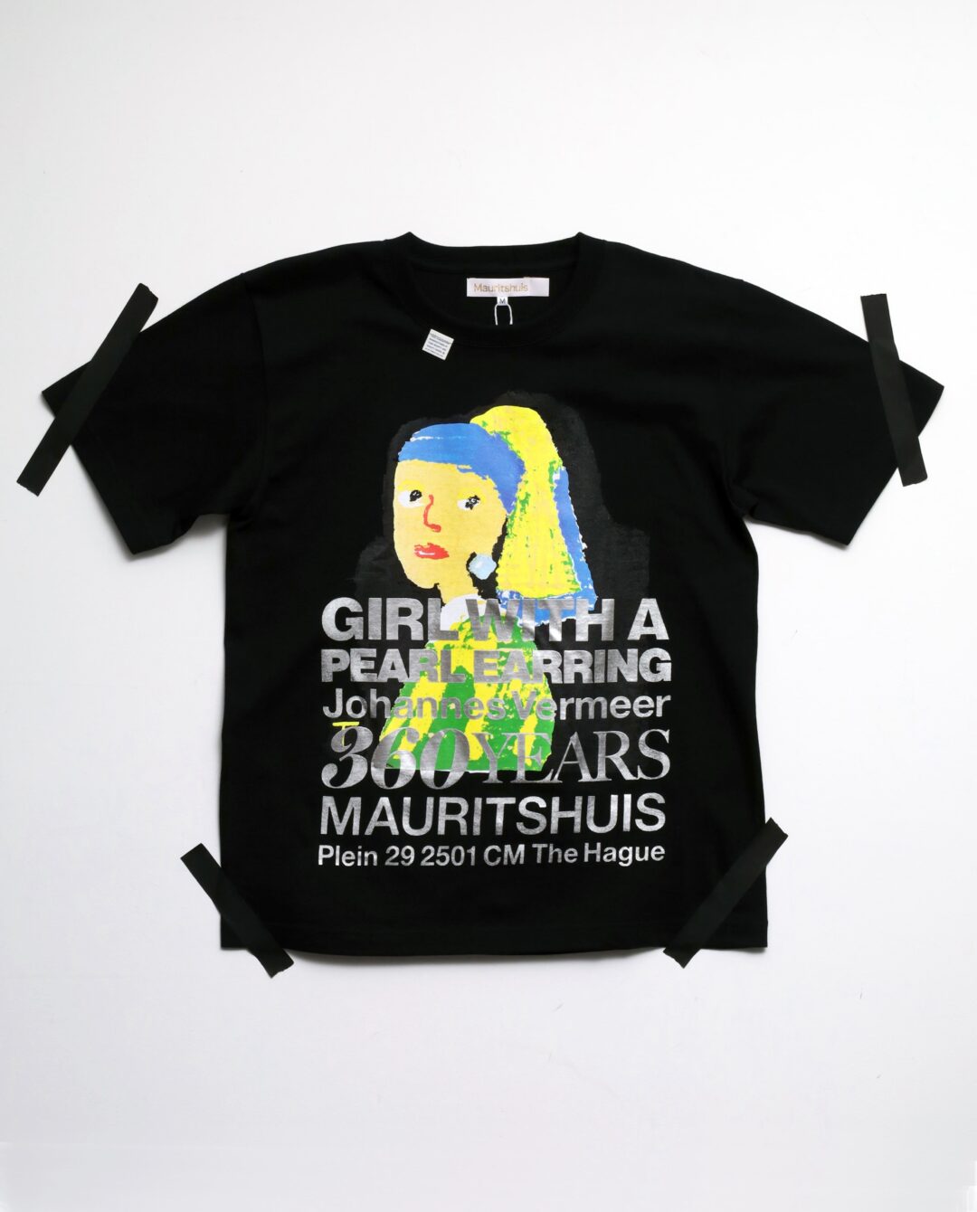 定カラーコラボTシャツを2026年 8/5 発売 (Johannes Vermeer Girl with a Pearl Earring コム デ ギャルソン 大阪)
