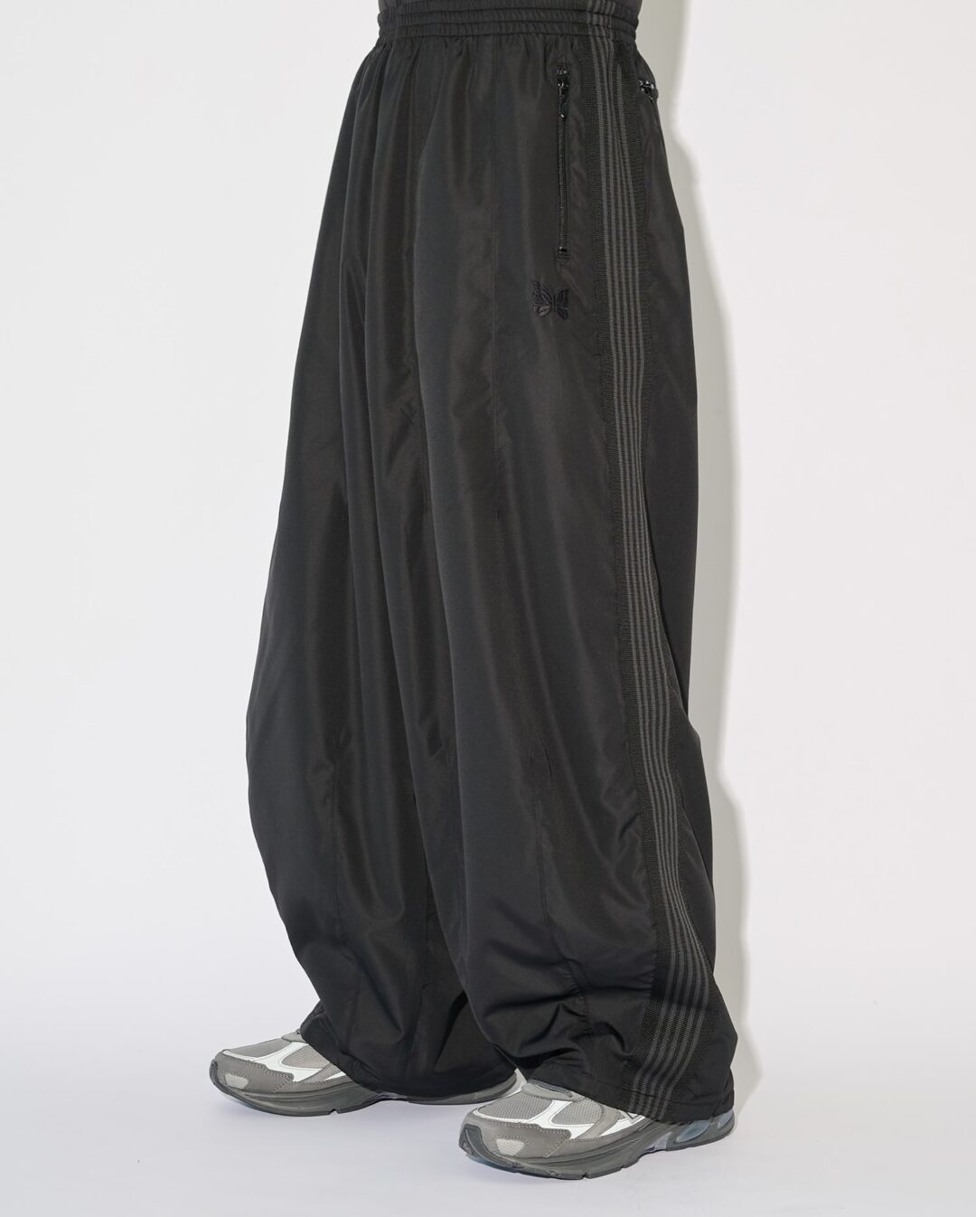 NEEDLES × STUDIOUS 2026 FW 別注 “Track Jacket & H.D. Track Pant – Nylon Polyester”が8/13 19:00 発売 (ニードルズ ステュディオス)