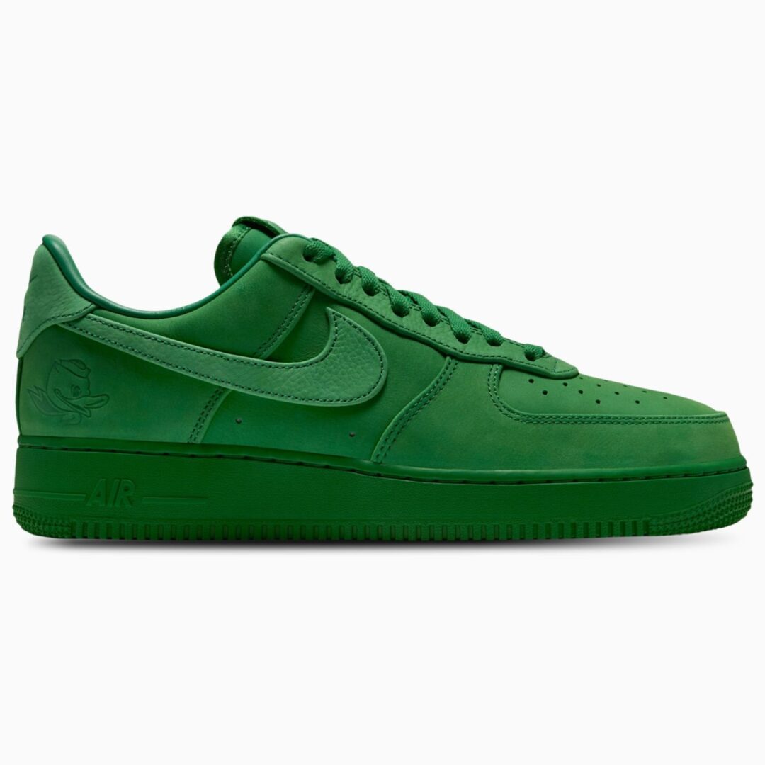 【2026年 10/5 発売予定】NCAA x NIKE AIR FORCE 1 LOW UNIVERSITY COLLECTION (エヌシーダブルエー ナイキ エア フォース ロー) [JF5453-001/JF5453-300/JF5455-400/JF5456-800/JF5457-600]