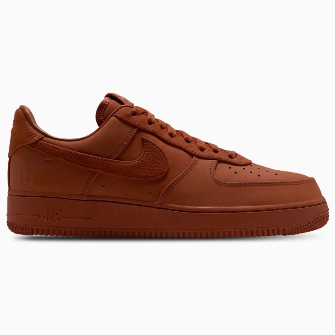 【2026年 10/5 発売予定】NCAA x NIKE AIR FORCE 1 LOW UNIVERSITY COLLECTION (エヌシーダブルエー ナイキ エア フォース ロー) [JF5453-001/JF5453-300/JF5455-400/JF5456-800/JF5457-600]