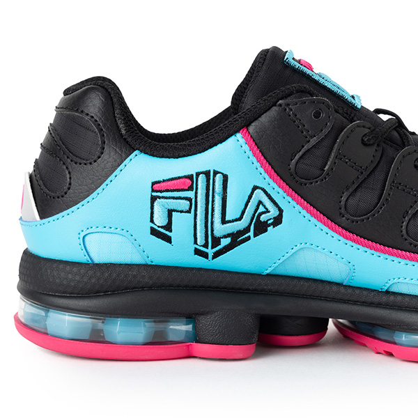 「FILA × 初音ミク」コラボプロジェクト第4弾「SILVA TRAINER」が2026年 9/1 00:00 先行予約 (フィラ)