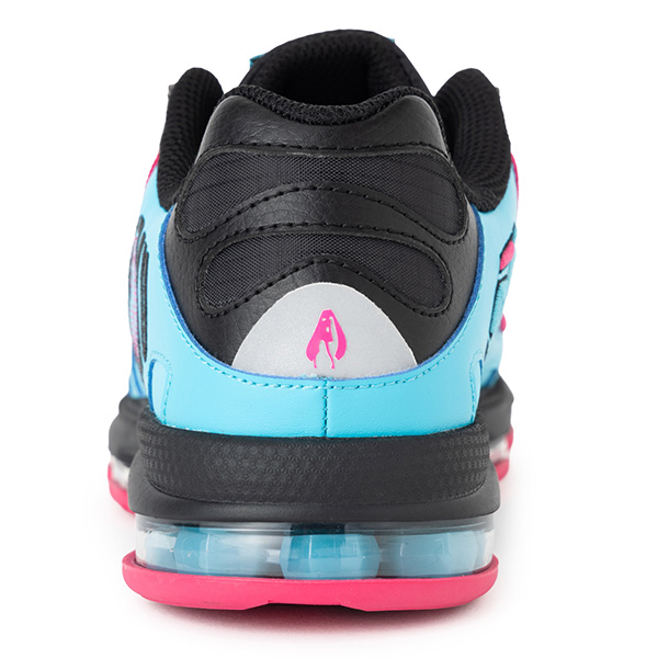 「FILA × 初音ミク」コラボプロジェクト第4弾「SILVA TRAINER」が2026年 9/1 00:00 先行予約 (フィラ)