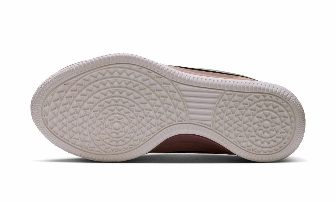 【2026年 8/26 発売】Chevrolet × NIKE BOOK 2 “Metallic Red Bronze” (シェビー シボレー ナイキ ブック “メタリックレッドブロンズ”) [IO9842-900]