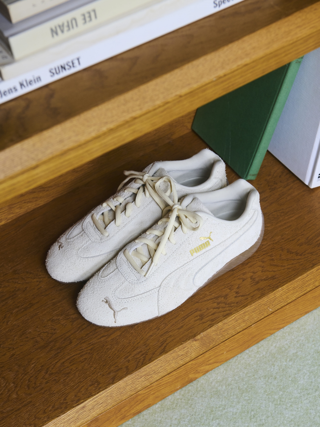 【2026年 9/3 発売】秋口にピッタリのスエード素材のemmi × PUMA SPEEDCAT OG/Suede (エミ プーマ スピードキャット)