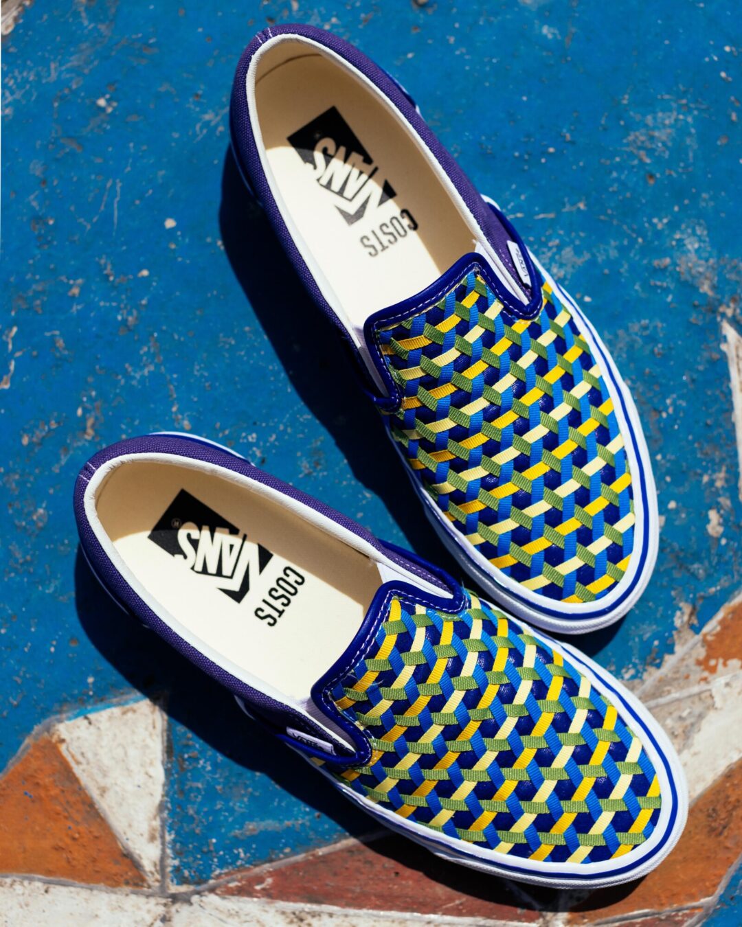 【2026年 8/29 発売】COSTS x VANS “The Dragon Boat” Slip-On & Authentic (コスト バンズ “ザ・ドラドン・ボート” スリッポン オーセンティック) [VN0011173TA/VN0010W63TB]