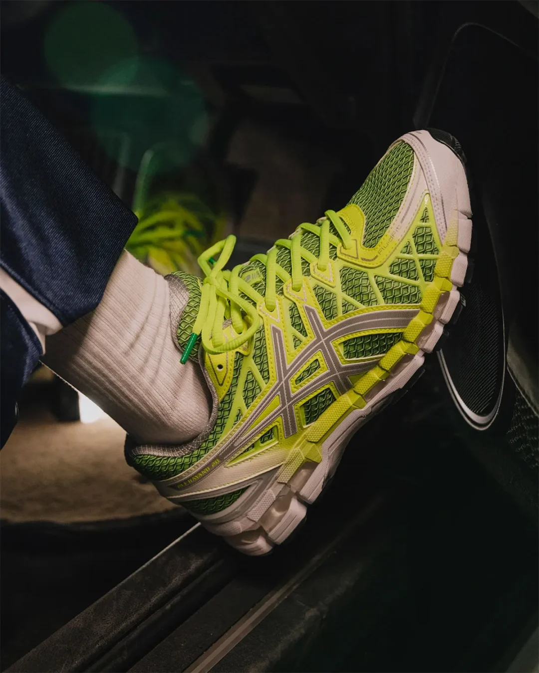 【2026年 8/20 発売予定】UP THERE × ASICS GEL-KAYANO 20 “Safety Yellow” (アップゼア アシックス ゲルカヤノ) [1203B288.750]