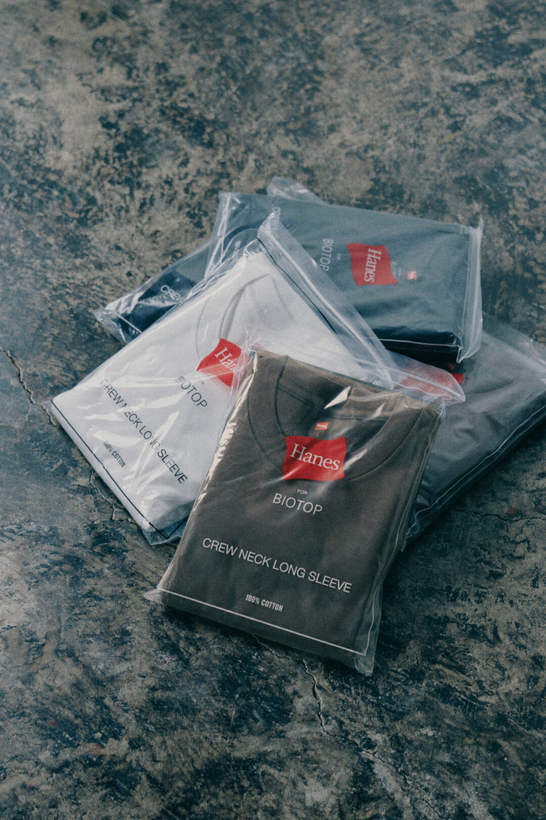 Hanes for BIOTOP 2026 FW “クルーネック”が9/11 発売 (ヘインズ ビオトープ 2026年 秋冬)