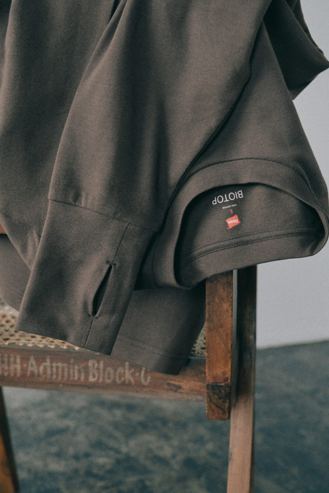 Hanes for BIOTOP 2026 FW “クルーネック”が9/11 発売 (ヘインズ ビオトープ 2026年 秋冬)