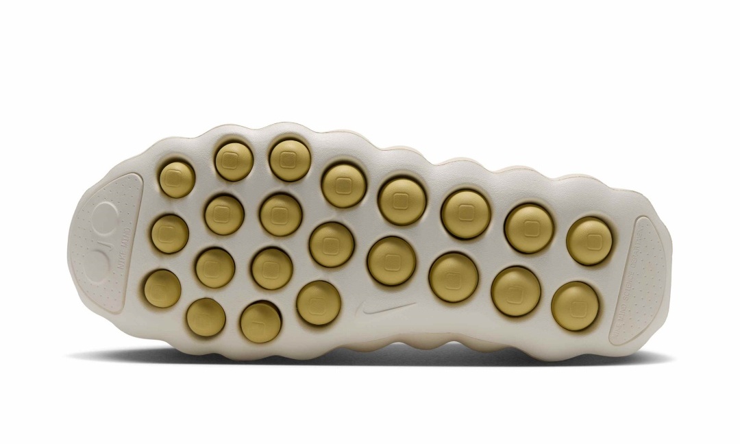 【2026年 9/8 発売予定】NIKE MIND 002 FLYKNIT “Light Bone/Infinite Gold” (ナイキ マインド フライニット “ライトボーン/インフィニティ ゴールド”) [IR2176-003]