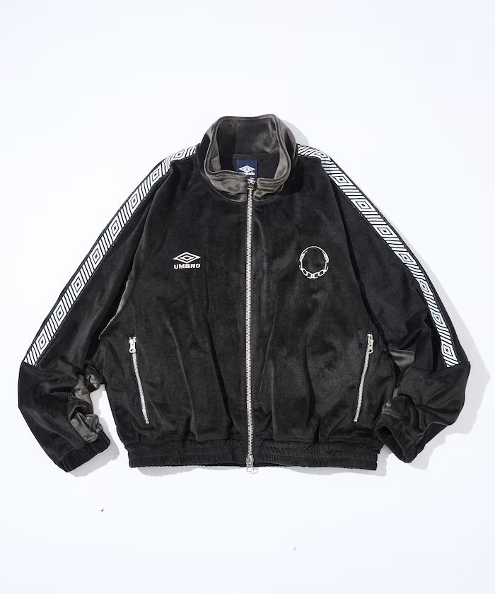 UMBRO × ONE OR EIGHT コラボアイテムが2026年 8/14 12:00 発売 (アンブロ ワンオアエイト)