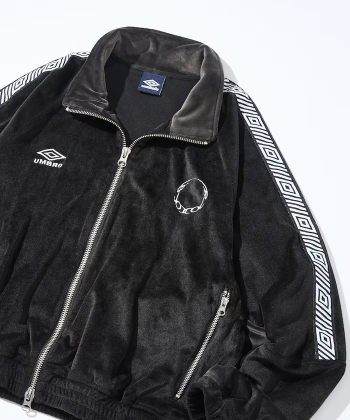 UMBRO × ONE OR EIGHT コラボアイテムが2026年 8/14 12:00 発売 (アンブロ ワンオアエイト)