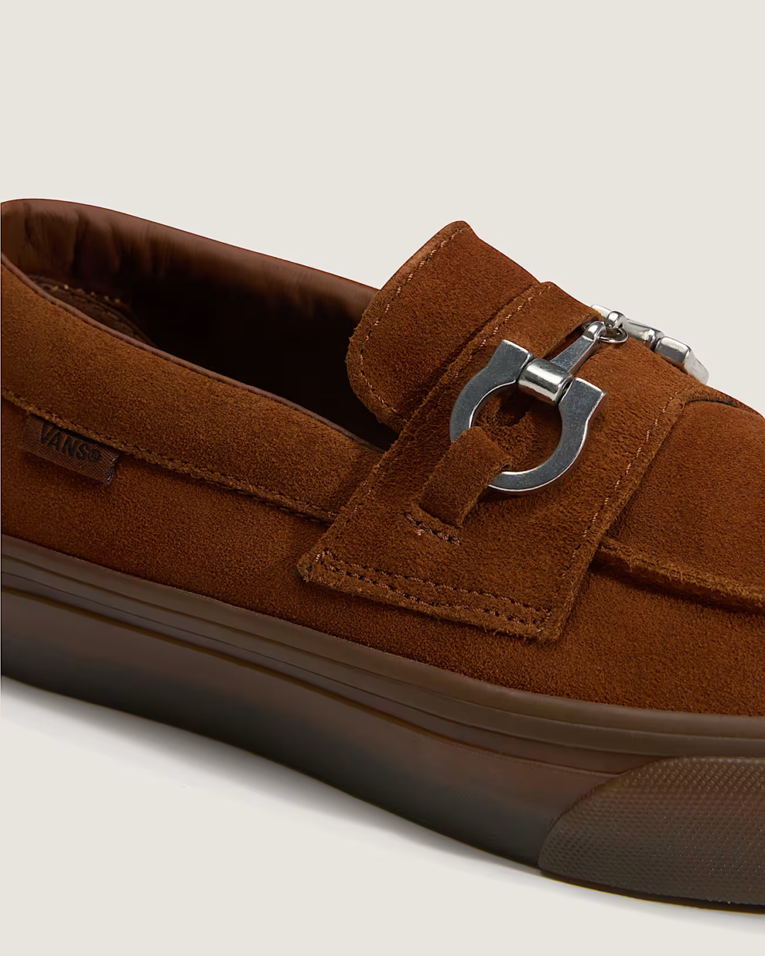 【2026年 9/3 発売】VANS SKATE LOAFER Horsebit “Black/Dachshund” (バンズ スケート ローファー) [VN000Z76BM8/VN000Z767UG]