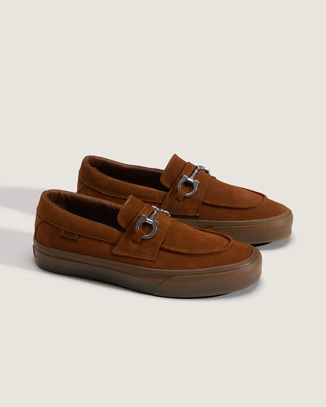 【2026年 9/3 発売】VANS SKATE LOAFER Horsebit “Black/Dachshund” (バンズ スケート ローファー) [VN000Z76BM8/VN000Z767UG]