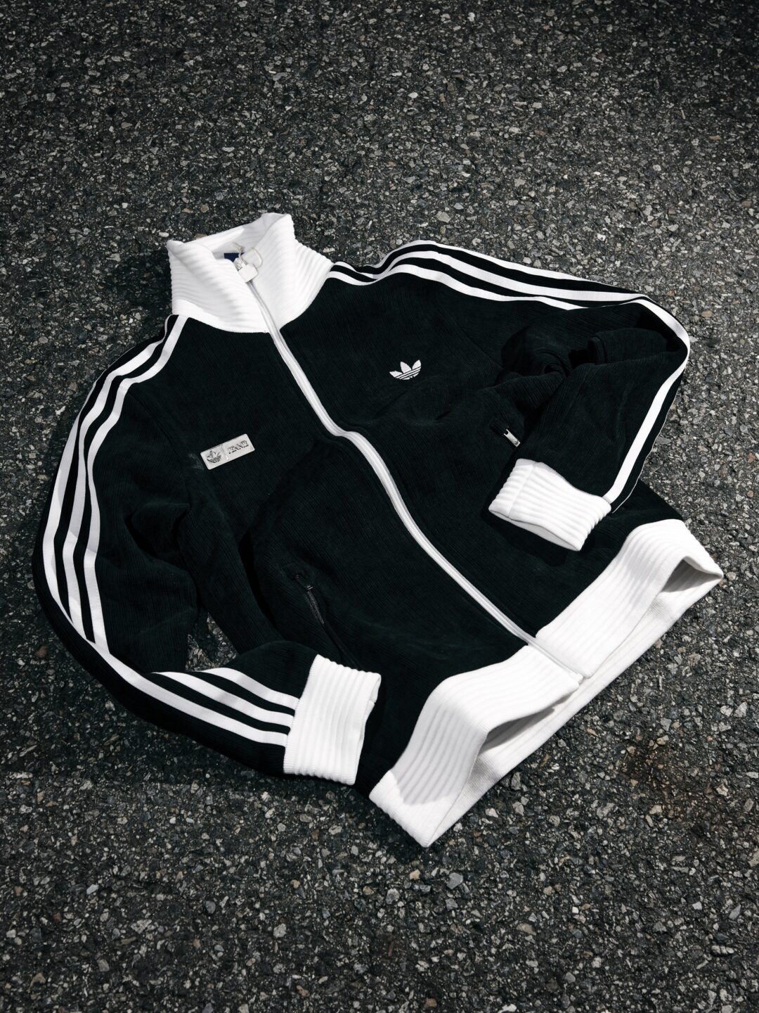 BLACKPINK JENNIE x adidas Originals コラボが2026年 9/1 発売 (ブラックピンク ジェニー アディダス オリジナルス)