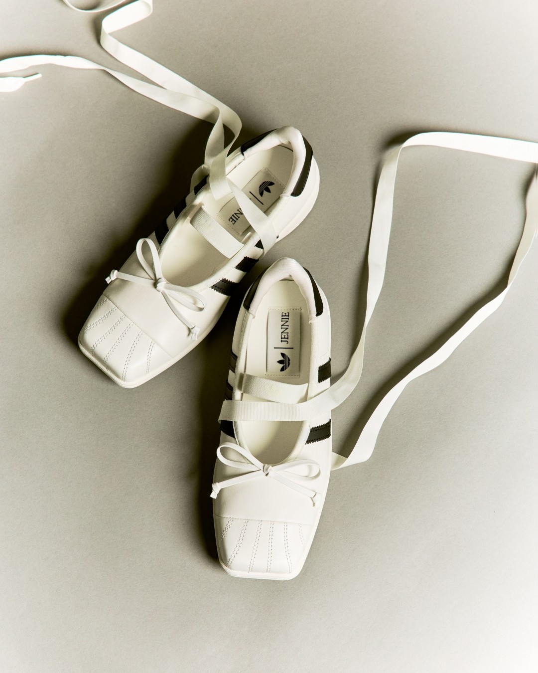 BLACKPINK JENNIE x adidas Originals コラボが2026年 9/1 発売 (ブラックピンク ジェニー アディダス オリジナルス)