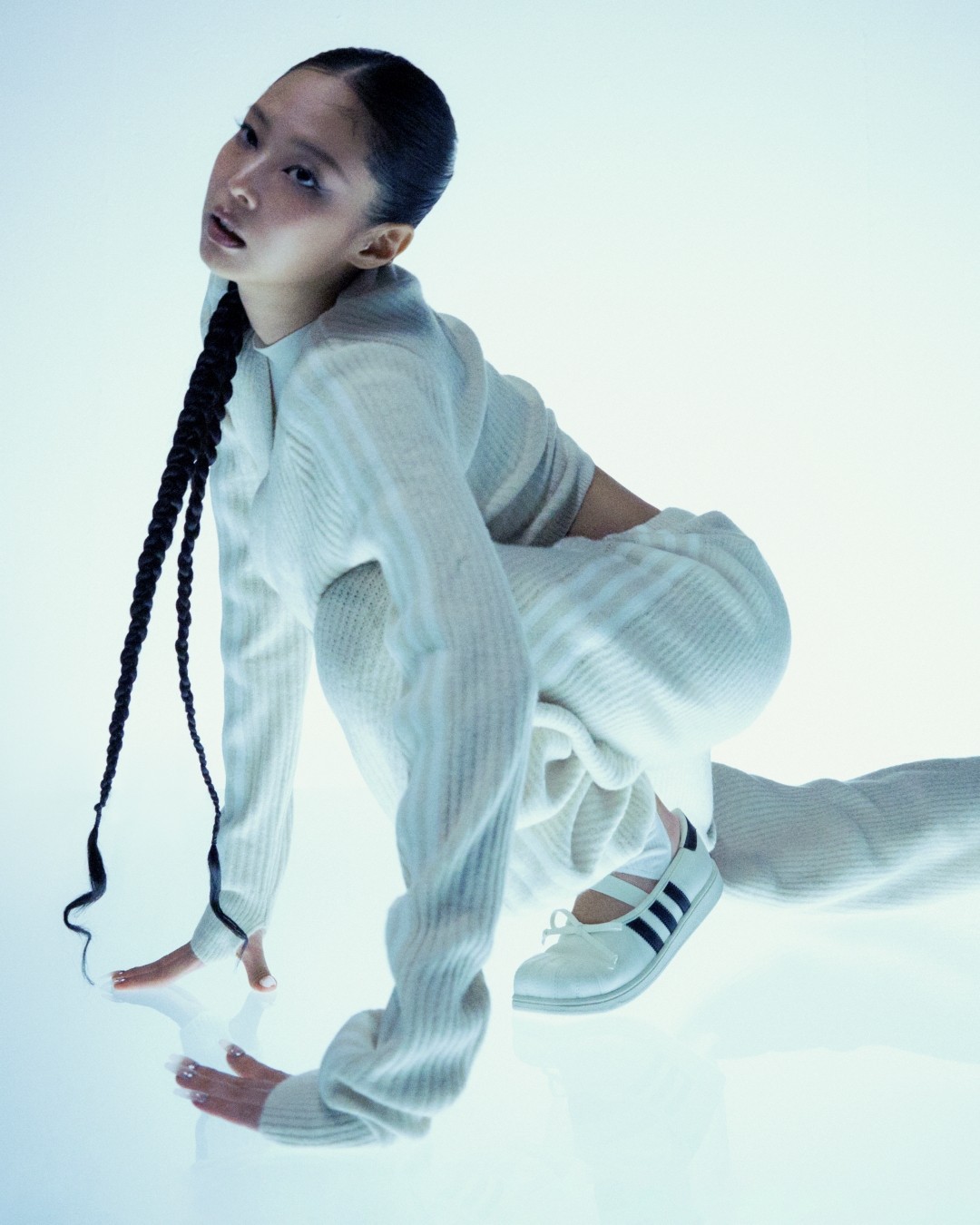 BLACKPINK JENNIE x adidas Originals コラボが2026年 9/1 発売 (ブラックピンク ジェニー アディダス オリジナルス)