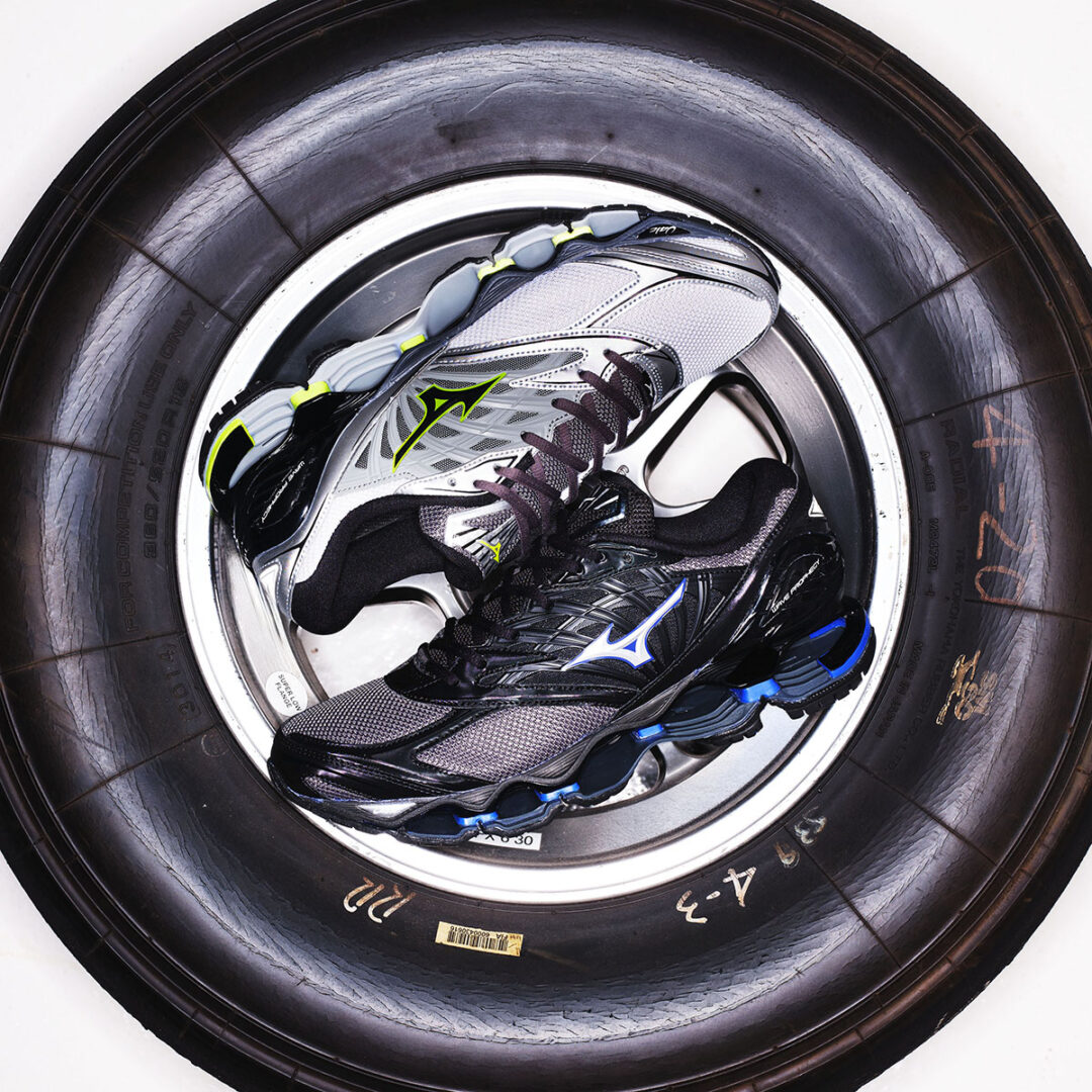 【KICKS LAB.限定・2026年 8/14 発売】MIZUNO WAVE PROPHECY LS “Light Grey/Charcoal” (キックスラボ ミズノ ウェーブ プロフェシー) [D1GA333711/D1GA333712]