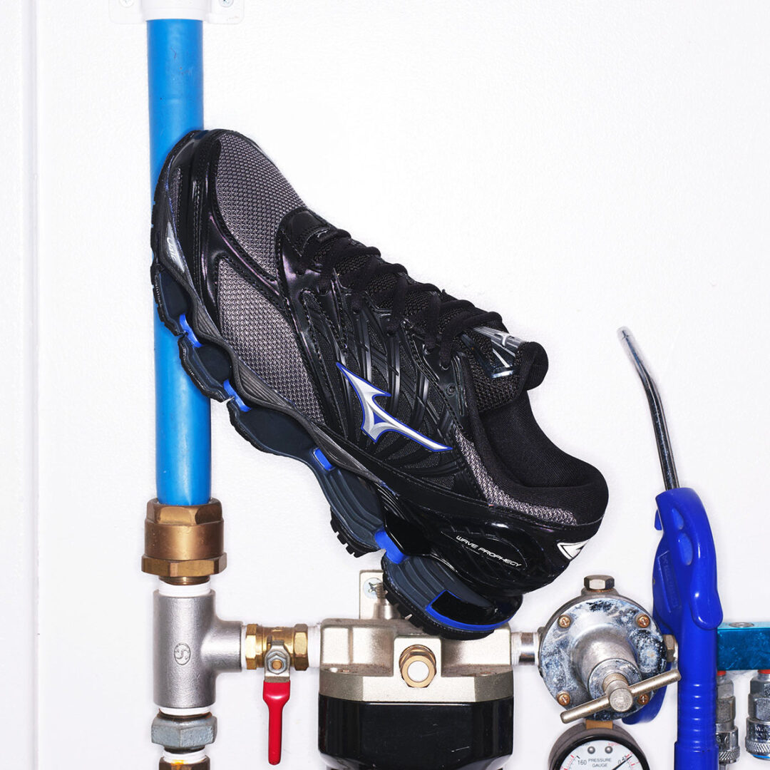 【KICKS LAB.限定・2026年 8/14 発売】MIZUNO WAVE PROPHECY LS “Light Grey/Charcoal” (キックスラボ ミズノ ウェーブ プロフェシー) [D1GA333711/D1GA333712]