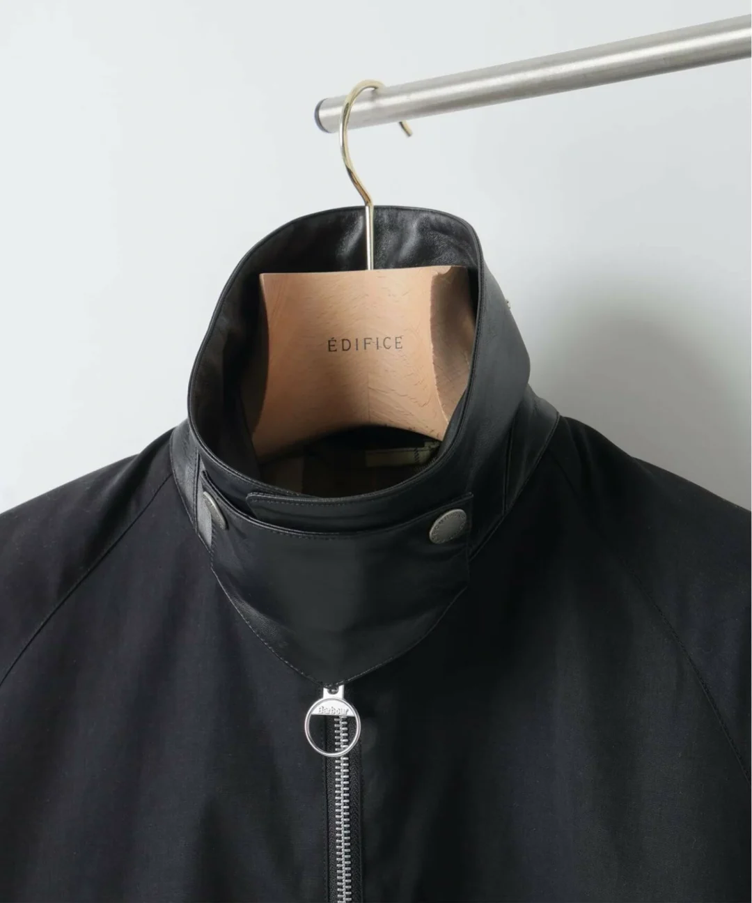 Barbour × EDIFICE 2026 FW 別注 “TRANSPORT MODIFY”が9月中旬 発売 (バブアー エディフィス トランスポート モディファイ)