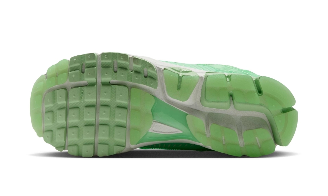 【2026年 発売】NIKE ZOOM VOMERO 5 “Sail/Barely Green” (ナイキ ズーム ボメロ 5 “ベアリーグリーン/ピンクライズ”) [IV5738-133]