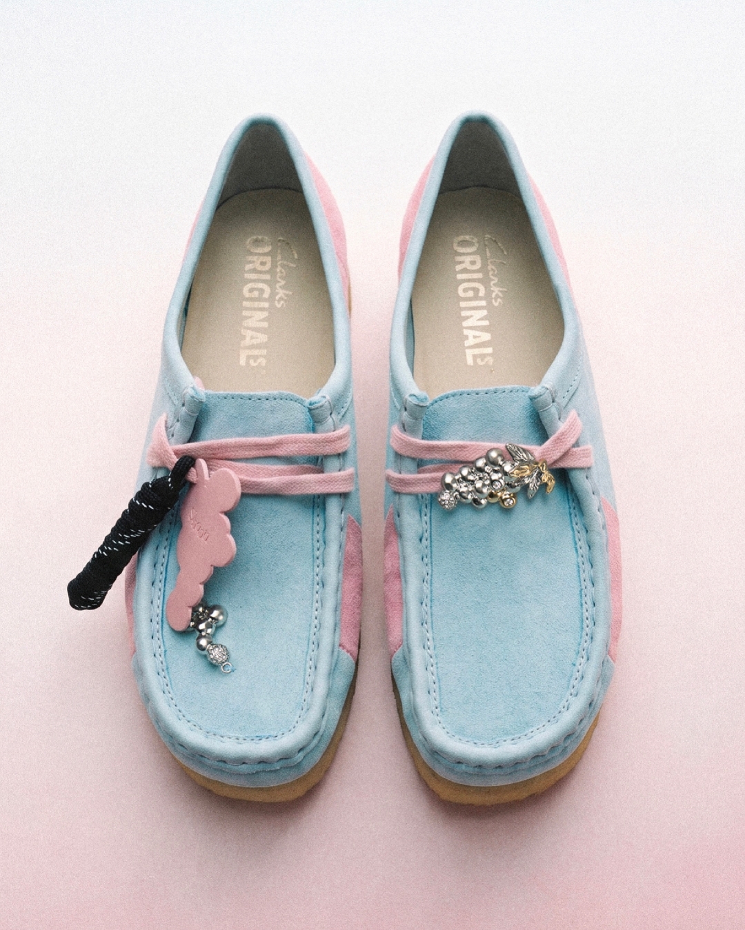 【2026年 8/31 発売】SINOON × Clarks Originals Wallabee (シヌーン クラークス ワラビー)