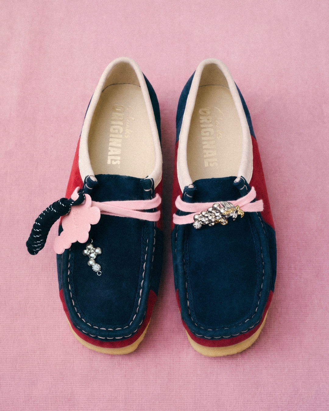 【2026年 8/31 発売】SINOON × Clarks Originals Wallabee (シヌーン クラークス ワラビー)