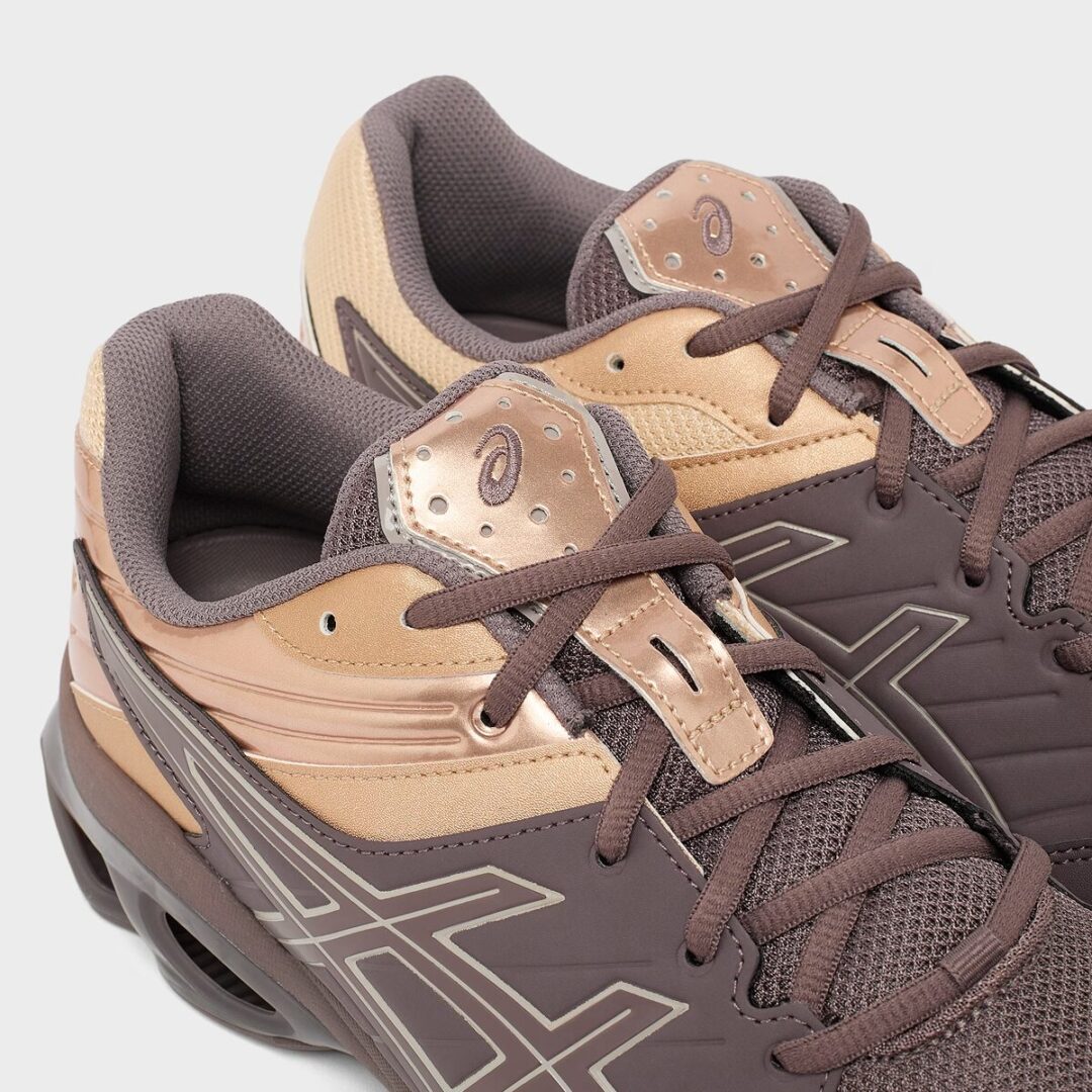 【2026年 8/21 発売】ASICS GEL-KINETIC FR “BLACK/COCOA POWDER” (アシックス ゲルキネティック) [1203B051.001/1203B051.200]
