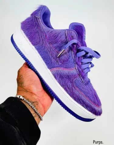 【2026年末 発売予定】NIKE AIR FORCE 1 LOW QS “Atomic Violet Fur” (ナイキ エア フォース ロー “アトミックバイオレット ファー”) [IR1940-500]