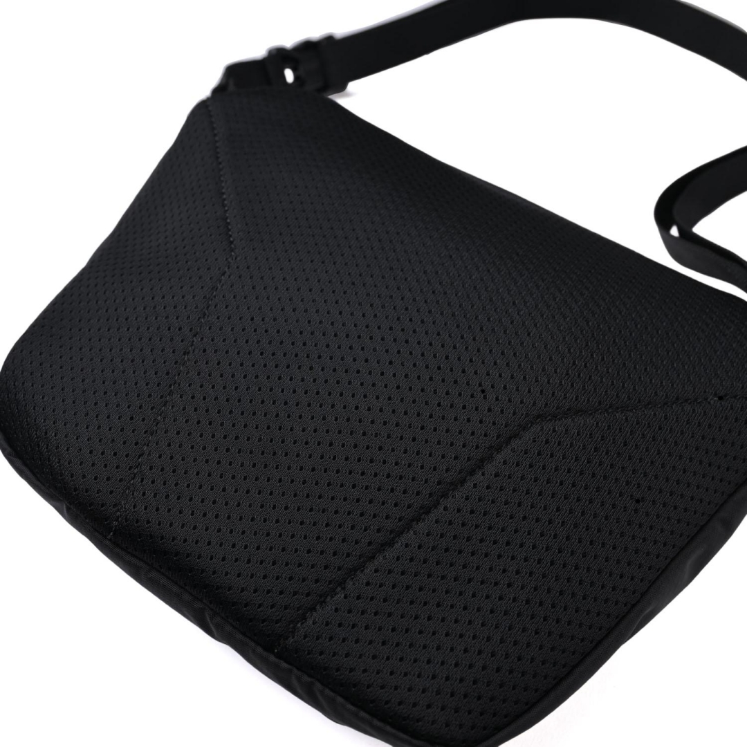 Salomon ACS WAIST PACK SMALL & LARGEが発売 (サロモン ウエストパッグ) [LC3046300/LC3046200/LC3046400/LC3051900/LC3051800/LC3051700]