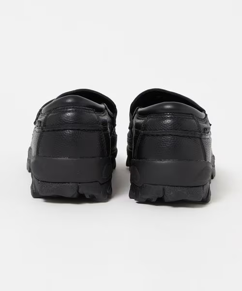 SUICOKE × monkey time 2026 AW 別注 “レザー ローファー & シュリンク レザー デッキ”が8/20 発売 (スイコック モンキータイム)
